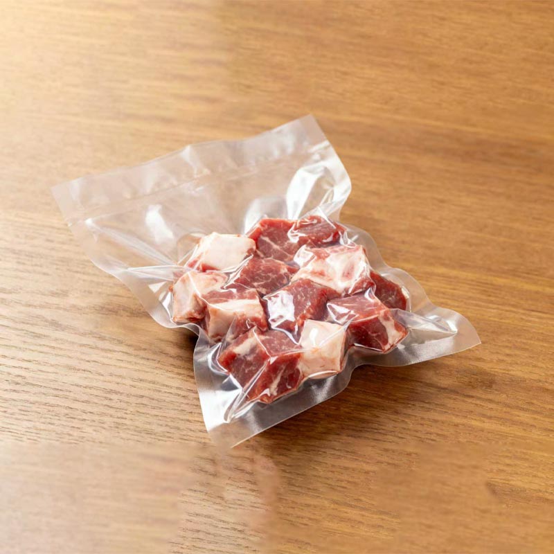 Varför är det viktigt att välja högkvalitativ plastfolie för livsmedelssäkerhet?